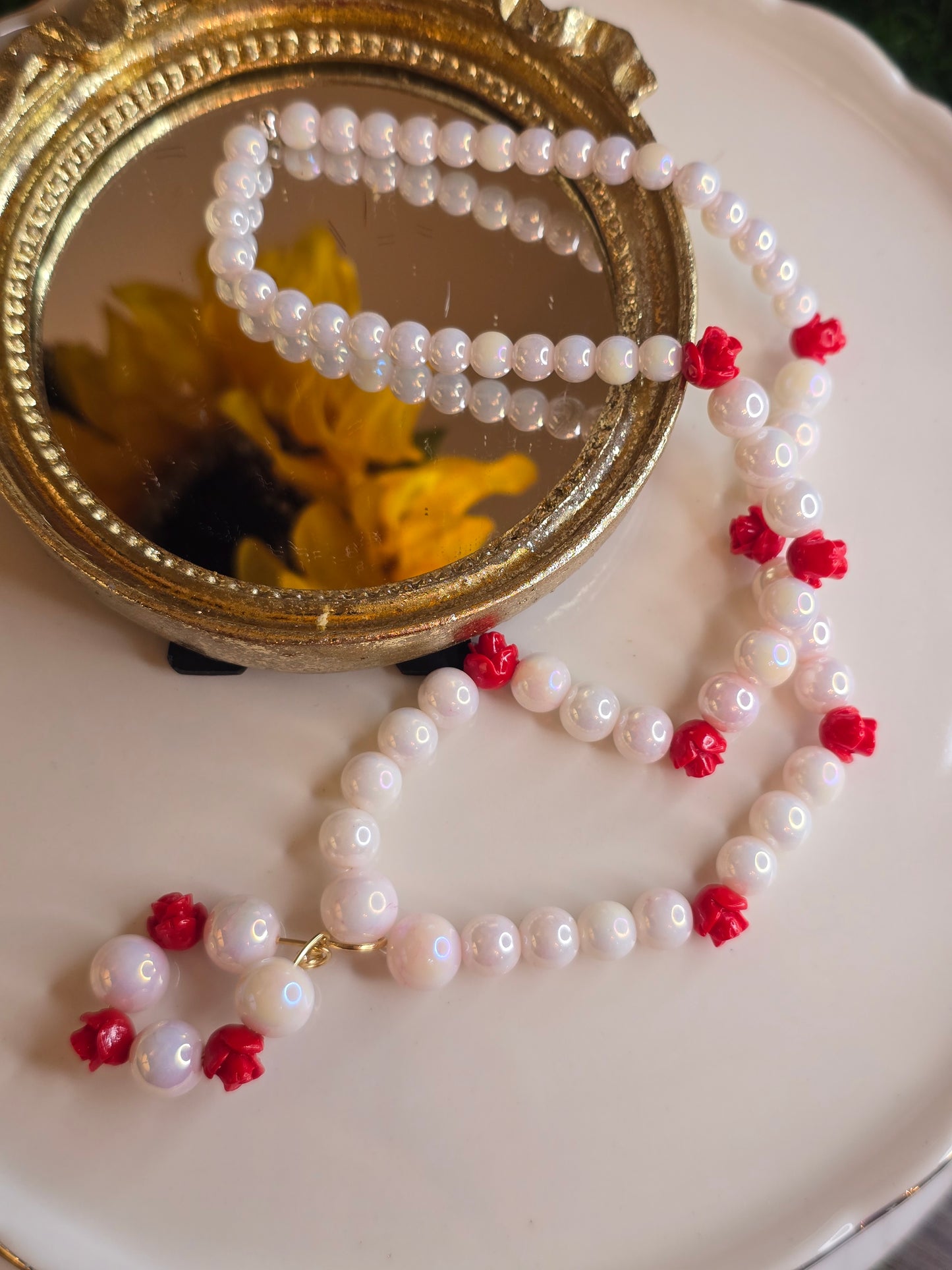 Rose bloom necklace