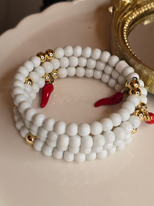 Lucky horn bracelet