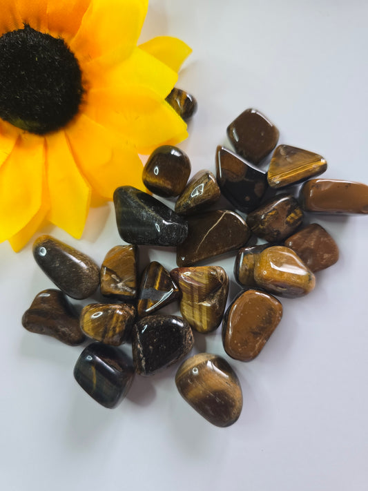 Tigers eye tumble stone